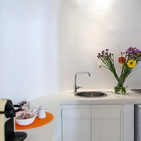 Radiant Santorini Lejlighedshotel 4*