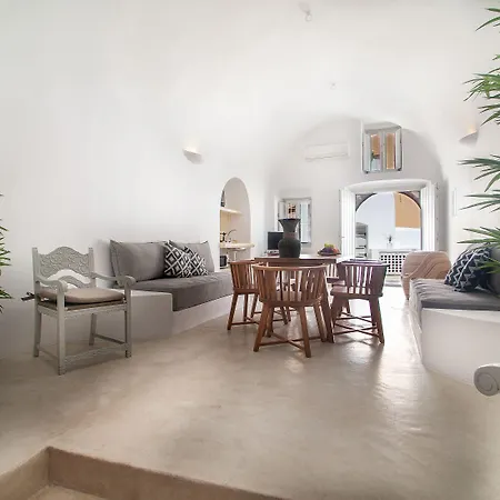 Aparthotel Radiant Santorini