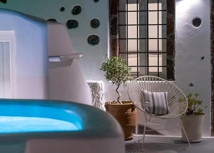 Radiant Santorini Aparthotel Mesariá