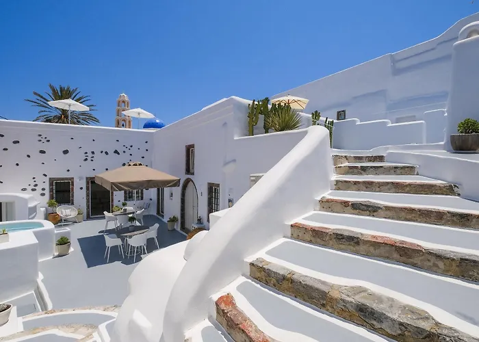 Radiant Santorini 4* Mesariá