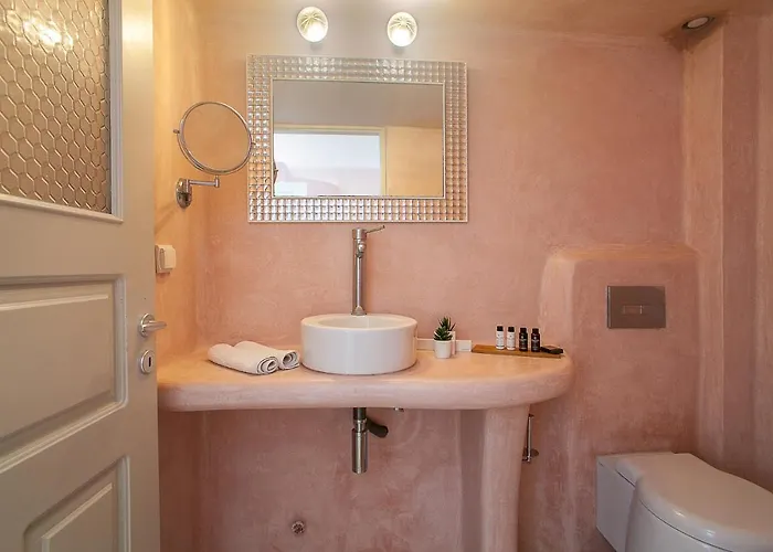 Radiant Santorini Aparthotel Mesariá