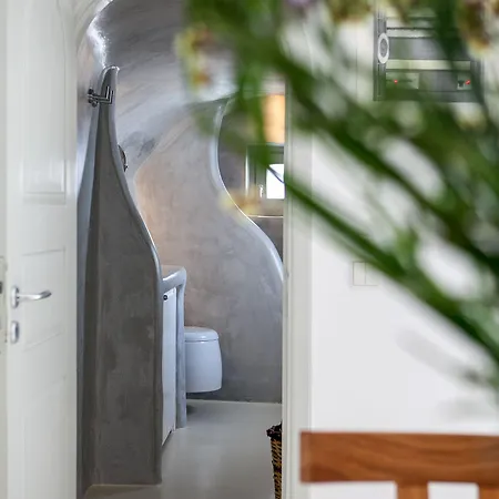 Radiant Santorini 4*