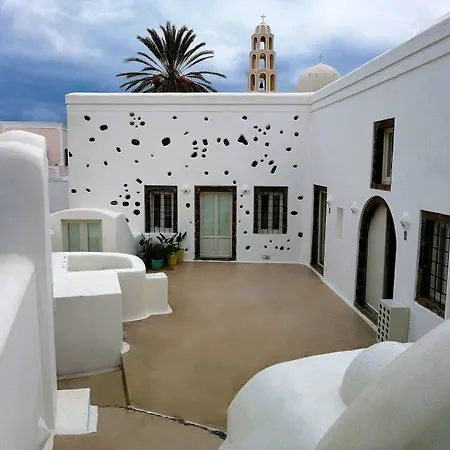 Radiant Santorini 3* Mesariá