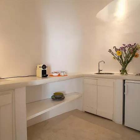 Aparthotel Radiant Santorini Mesariá