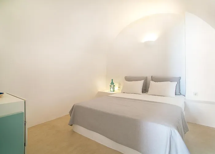 Radiant Santorini شقة فندقية 4*