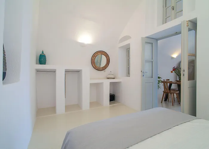 Radiant Santorini ميساريا