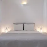 Radiant Santorini Mesariá