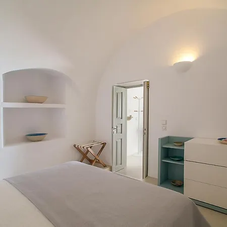 Radiant Santorini Lägenhetshotell Mesaria