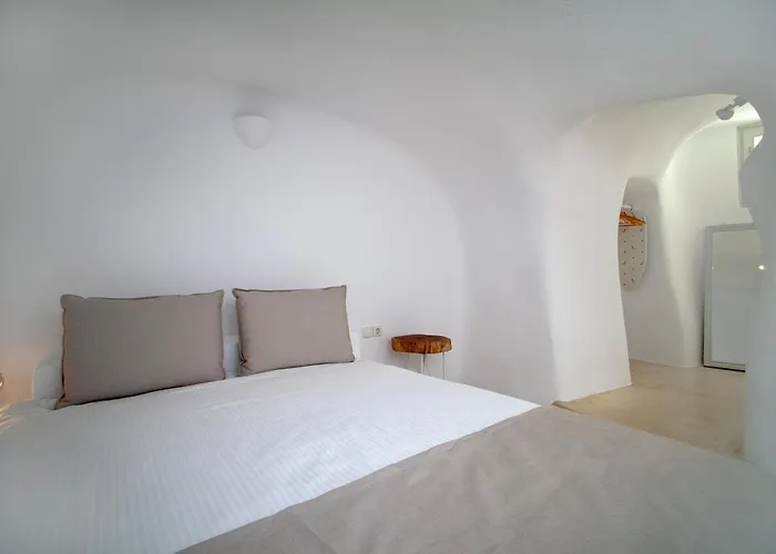 Radiant Santorini 4* Messaria (Santorini)