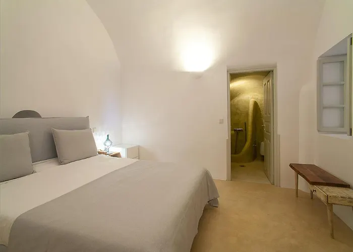 Radiant Santorini 4*