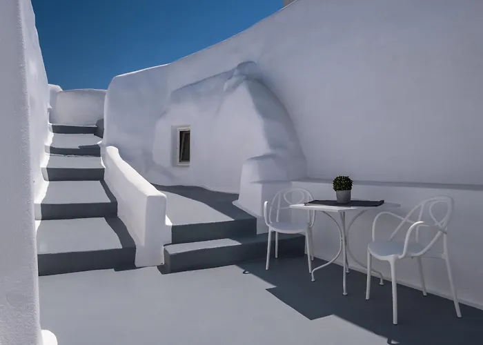 Radiant Santorini 4*