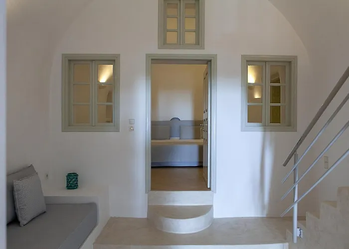 Radiant Santorini 4*