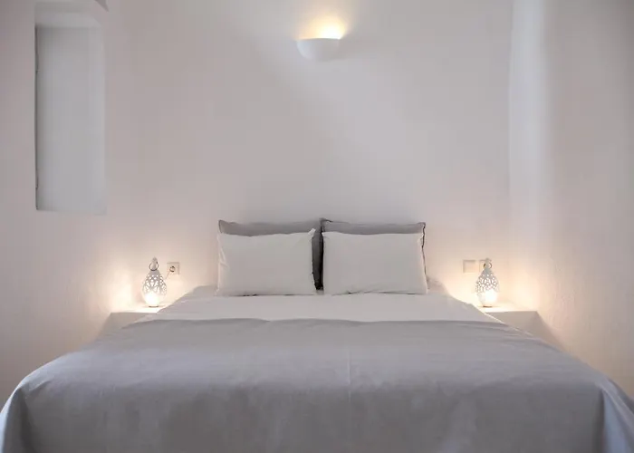 Radiant Santorini Messaria (Santorini)