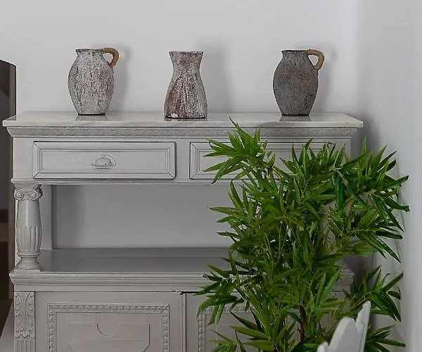 Hotel apartamentowy Radiant Santorini Mesaria